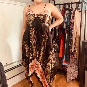 Floral Print Pleated Satin Strap Dress